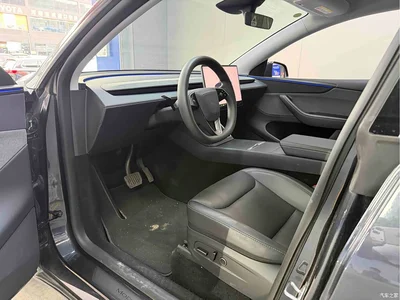 2025 Tesla Model Y Rear-Wheel Drive, фото 3, лот 11139382