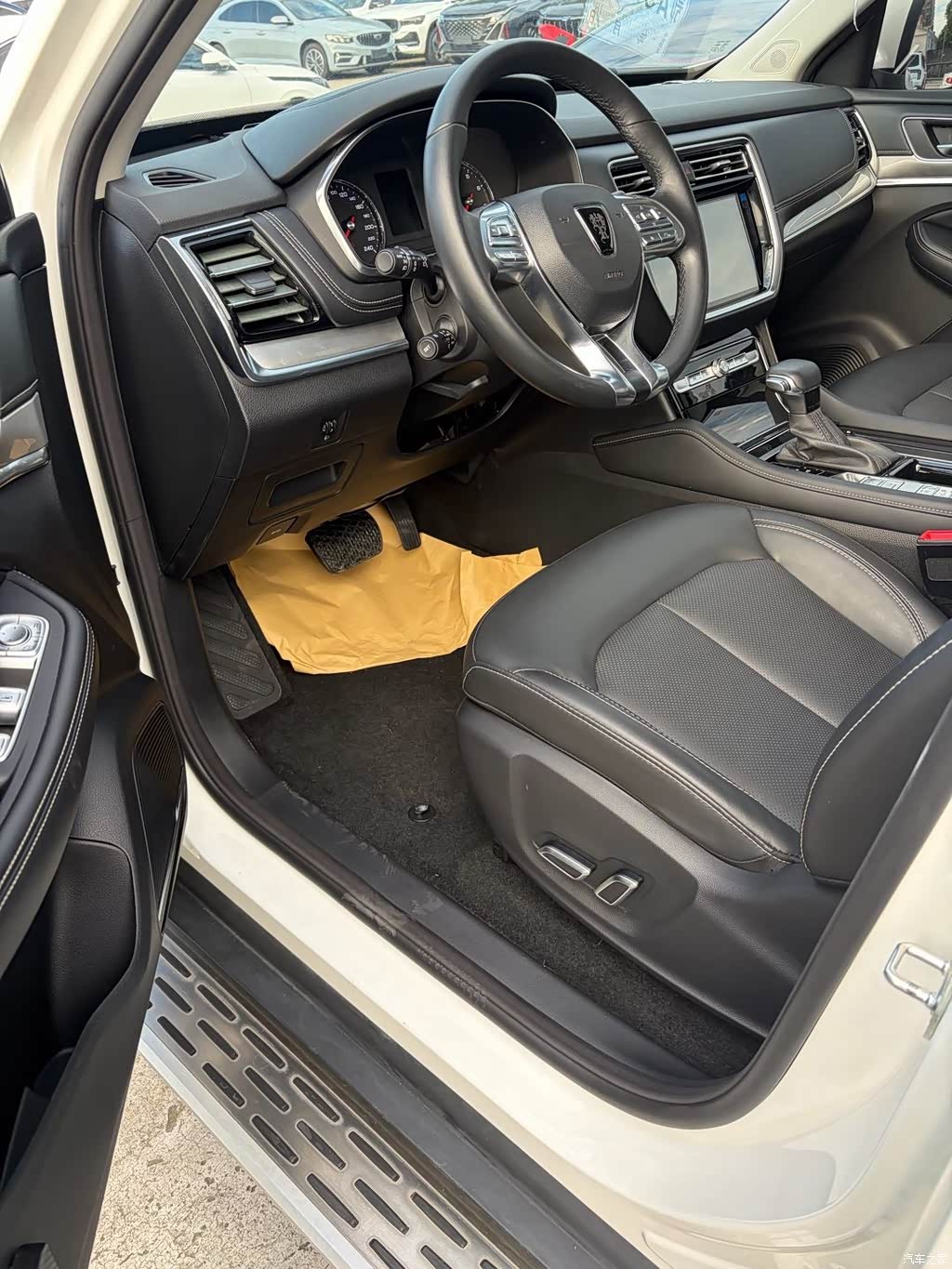 2019 Roewe RX8 30T Intelligent Internet 2WD Flagship Edition, фото 2, лот 11133886
