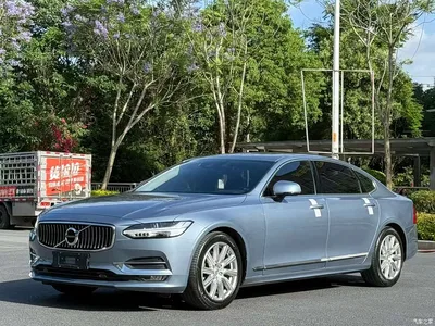 2020 Volvo S90 T5 Momentum Luxury Edition, фото 1, лот 10363295