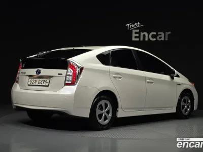 2015 Toyota Prius 1.8 E, фото 2, лот 10205185