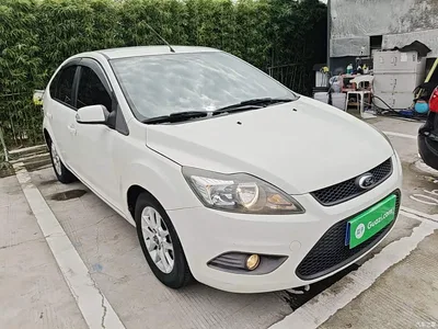 2013 Ford Focus Hatchback Classic 1.8L Manual Base, фото 4, лот 10894994