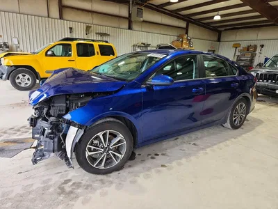 2023 KIA FORTE LXS, фото 1, лот 10647498