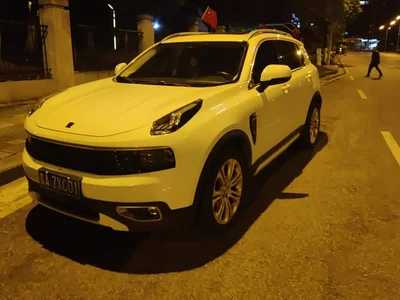2017 Lynk & Co 01 2.0T 2WD Pro Version, фото 1, лот 11571393