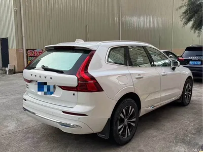 2023 Volvo XC60 B5 AWD Smart Luxury Edition, фото 4, лот 10352505