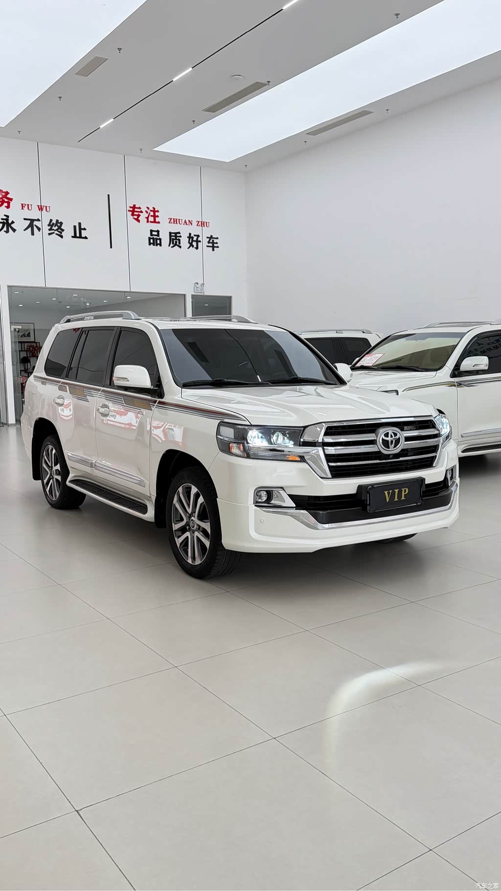 2015 Toyota Land Cruiser (Import) 4.0L V6 Middle East Limited Edition, фото 3, лот 11218646