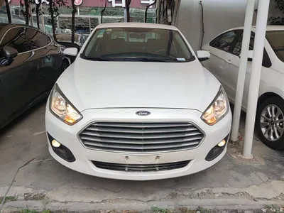 2015 Ford Escort 1.5L Manual Comfort, фото 3, лот 10300725