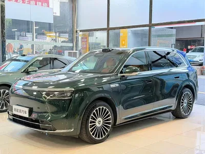 2025 AITO Wenjie AITO M8 Extended Range Ultra 53.4kWh 6-Seater, фото 1, лот 11218372