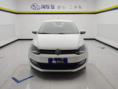2013 Volkswagen Polo 1.6L Automatic Comfort Edition, фото 2, лот 10334571