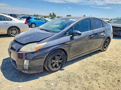 2011 TOYOTA PRIUS THREE, фото 1, лот 10533491