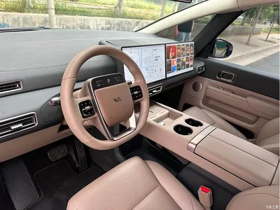 2025 Li Auto MEGA Model Home Family Special Edition, фото 4, лот 10446520