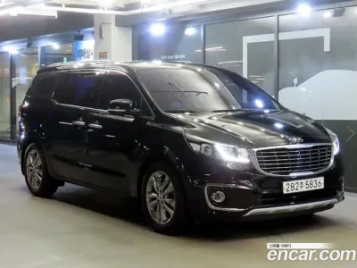 2017 Kia Canival 9-seater Prestige, фото 1, лот 10608815
