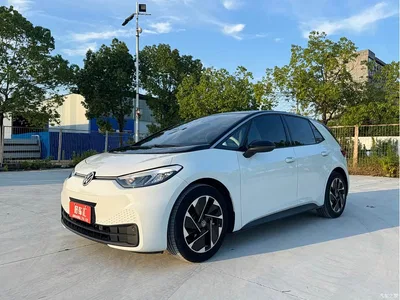 2024 Volkswagen ID.3 Outstanding Edition, фото 1, лот 10467931
