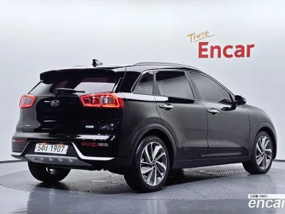 2017 Kia Niro Noblesse, фото 2, лот 11539304