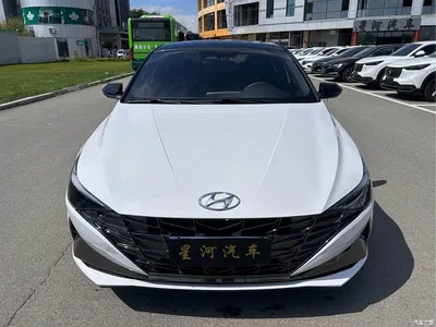2022 Hyundai Elantra 240TGDi DCT LUX Premium Edition, фото 2, лот 10374357