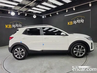 2018 Kia Stonic Diesel 1.6, фото 4, лот 10101739