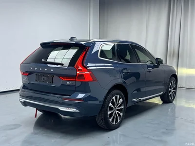2025 Volvo XC60 B5 4WD Intelligent Sport Edition, фото 2, лот 11212513