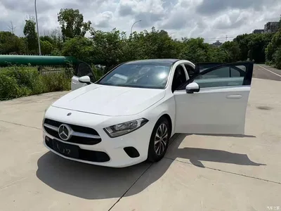 2020 Mercedes-Benz A-Class A 180 L, фото 1, лот 10281871