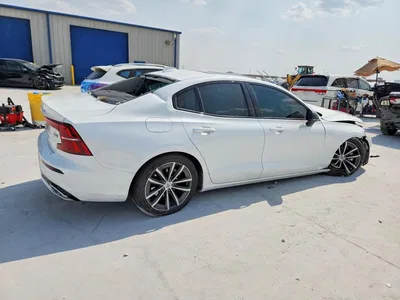 2022 VOLVO S60 B5 MOMENTUM, фото 3, лот 10663631