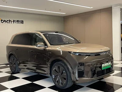 2026 Li Auto Li Xiang L9 Base Model, фото 3, лот 10825683