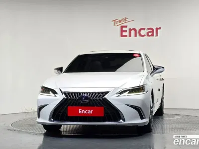 2022 Lexus ES 300h Luxury Plus, фото 3, лот 10219776