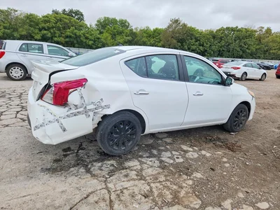 2019 NISSAN VERSA SV, фото 3, лот 11392236