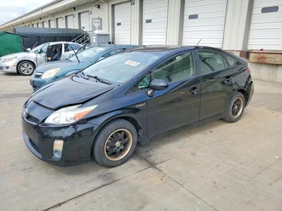 2011 TOYOTA PRIUS TWO, фото 1, лот 10538935