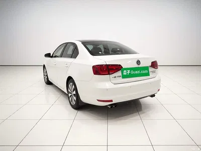 2015 Volkswagen Sagitar 230TSI Automatic Luxury, фото 4, лот 10765808