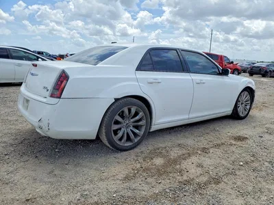 2014 CHRYSLER 300, фото 3, лот 10864201