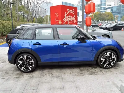 2025 MINI MINI Model 2.0T COOPER S Artist 5-Door, фото 2, лот 10353168