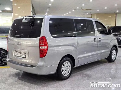 2020 Hyundai Starex Van 5-Seater, фото 4, лот 10933171