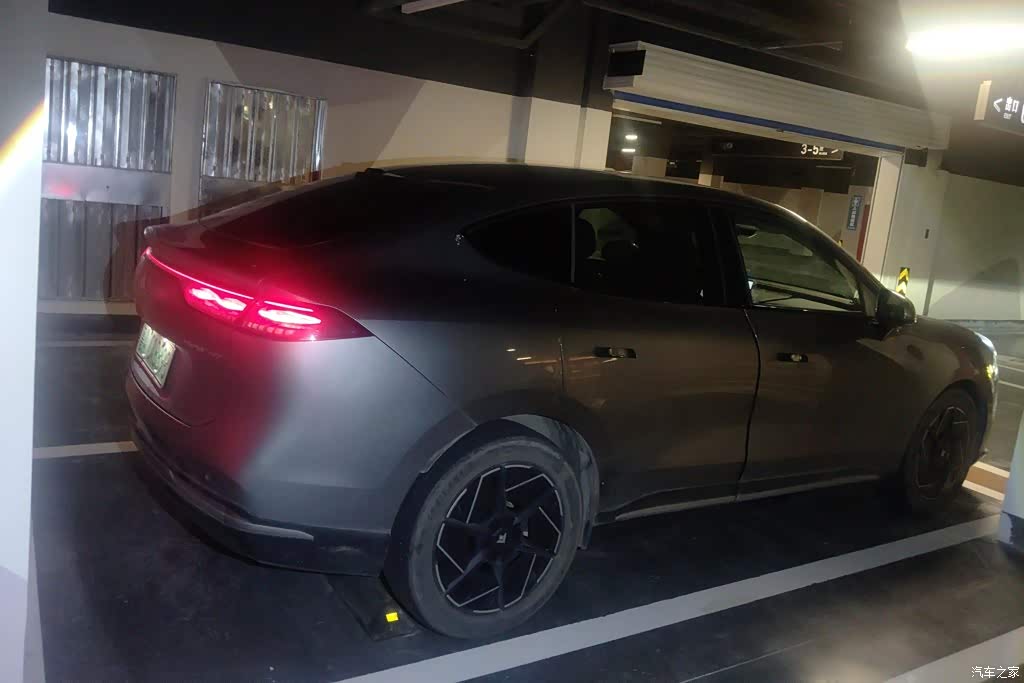 2023 GAC Haobo Hyper HT 670 RWD Ultra High Voltage Edition, фото 3, лот 11169924