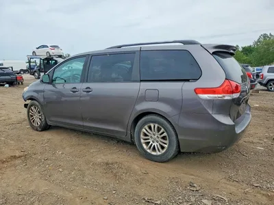 2011 TOYOTA SIENNA XLE 8-PASSENGER, фото 2, лот 10555712