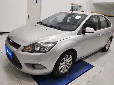 2013 Ford Focus Hatchback Classic 1.8L Automatic Base, фото 1, лот 11565453