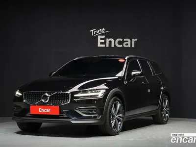 2021 Volvo V60 B5 Pro AWD, фото 1, лот 10125541