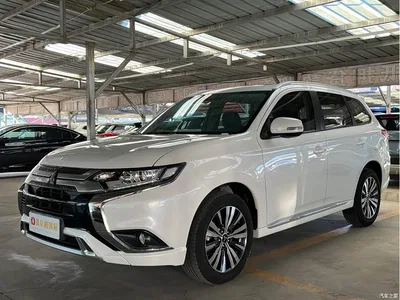2021 Mitsubishi Outlander Facelift 2.0L 2WD Premium Edition 5-Seater, фото 1, лот 10386055