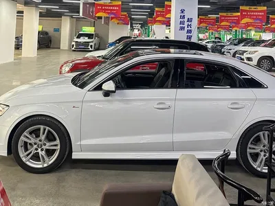 2019 Audi A3 Sportback 35 TFSI Style China VI, фото 2, лот 10461236