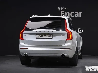 2018 Volvo XC90 D5 Momentum, фото 4, лот 10125581