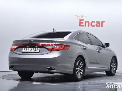 2012 Hyundai Grandeur HG240 Luxury, фото 1, лот 10227154