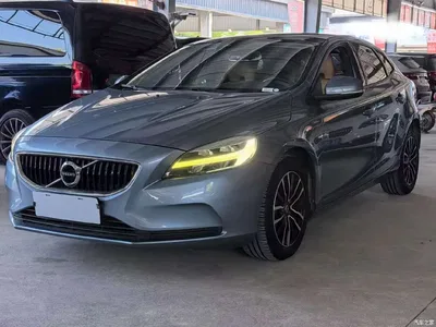 2017 Volvo V40 T3 Inscription, фото 1, лот 10364884