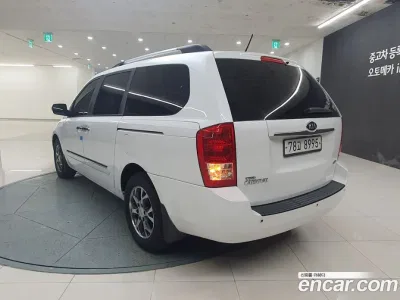 2014 Kia Canival Grand Carnival GLX, фото 4, лот 10393313