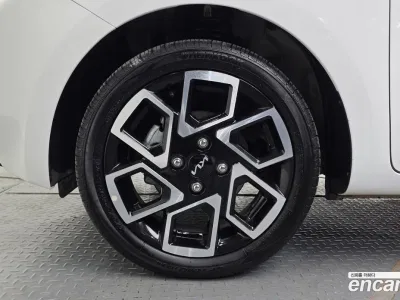 2025 Kia RAY Signature, фото 4, лот 10076939