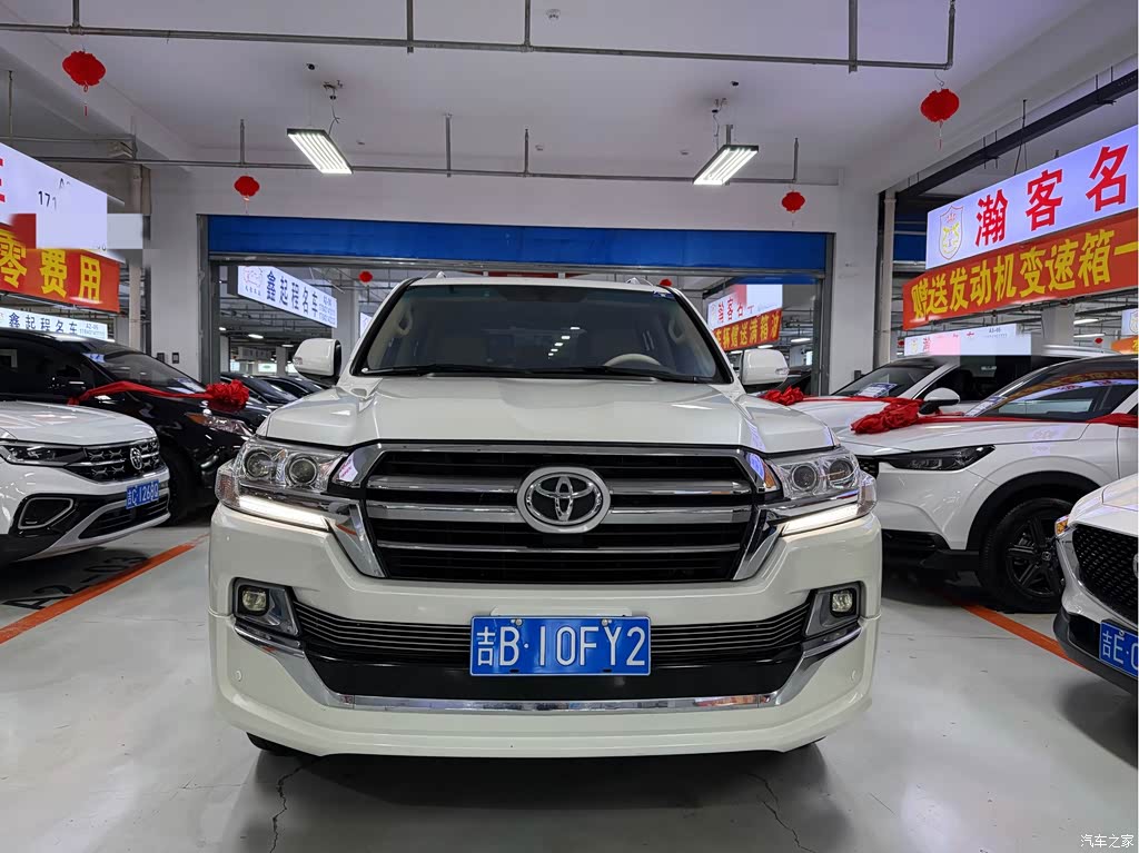2016 Toyota Land Cruiser (Import), фото 2, лот 11003173