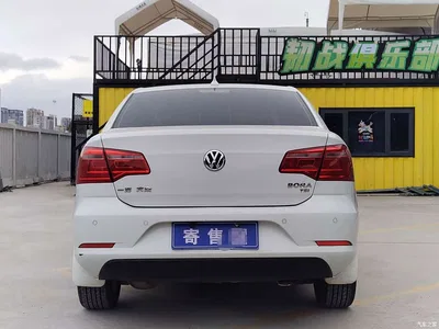 2014 Volkswagen Bora 1.6L Automatic Comfort Edition, фото 4, лот 10471300