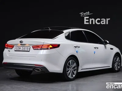 2018 Kia K5 2.0 SX, фото 2, лот 10212069