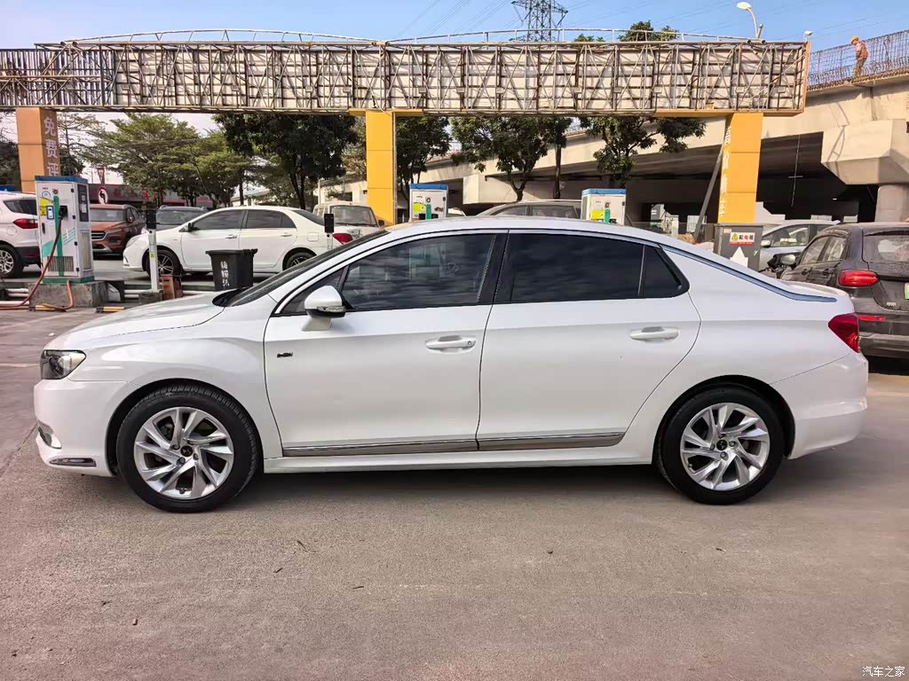 2015 DS 5LS 1.6T Comfort THP160, фото 3, лот 11171911