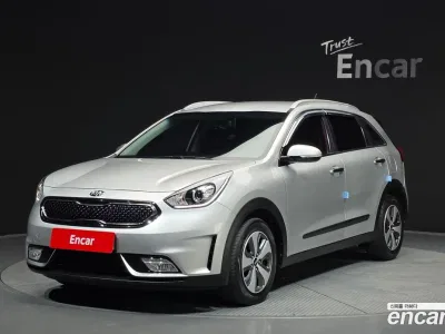 2017 Kia Niro Prestige, фото 1, лот 10115180