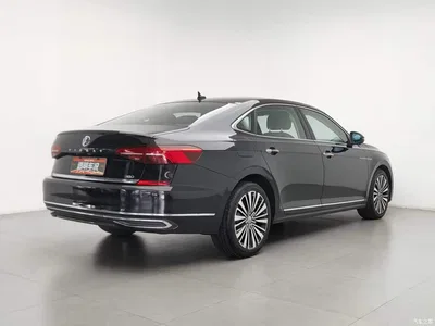 2020 Volkswagen Passat 330TSI Luxury Edition China VI, фото 2, лот 10442282