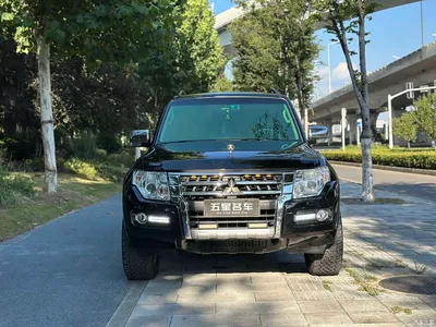 2018 Mitsubishi Pajero (Import), фото 3, лот 10342688