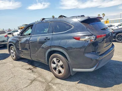 2021 TOYOTA HIGHLANDER LE, фото 2, лот 10517564
