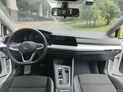 2023 Volkswagen Golf 280TSI DSG Pro, фото 2, лот 10451199